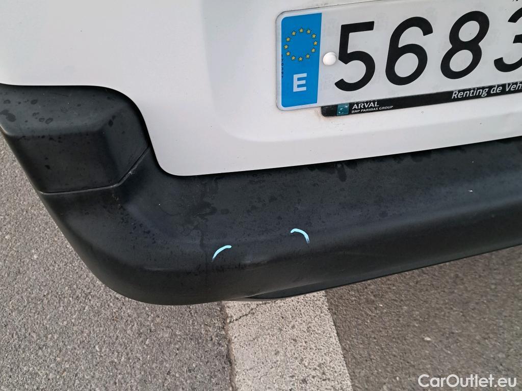  Peugeot  Partner PEUGEOT  / 2018 / 4P / furgón derivado de turismo Premium Standard 600kg BlueHDi 73kW (AC) #18