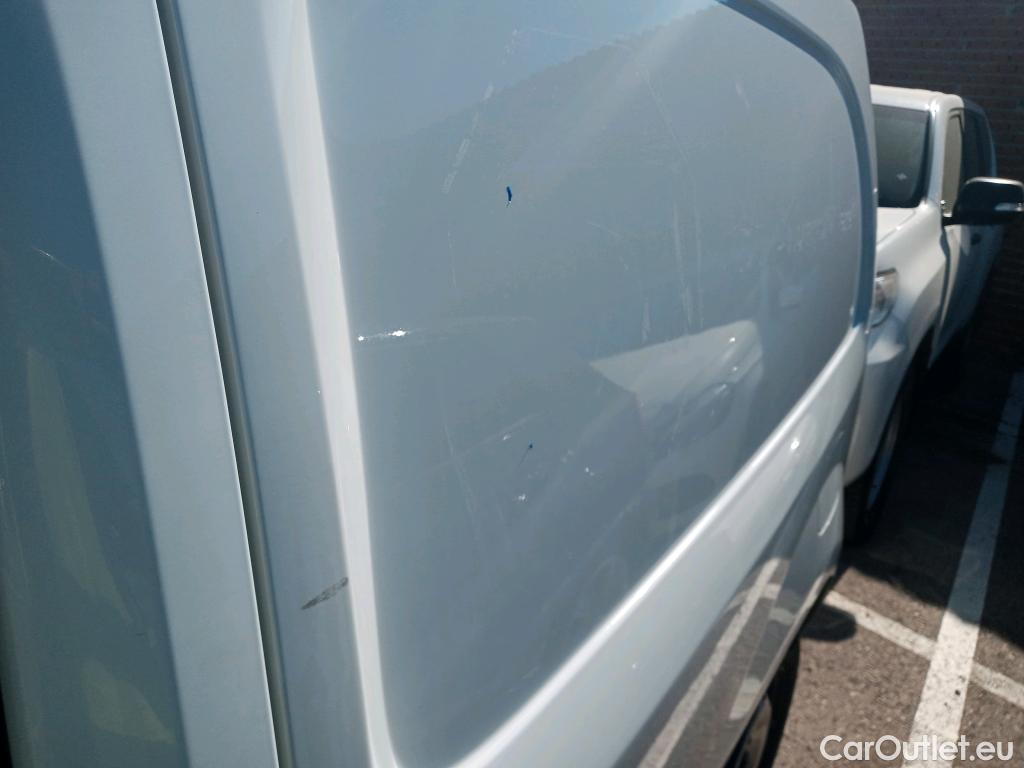  Renault  Kangoo RENAULT  Furgón/2013/3P/furgón derivado de turismo Profesional Blue dCi 70kW (95CV) #31