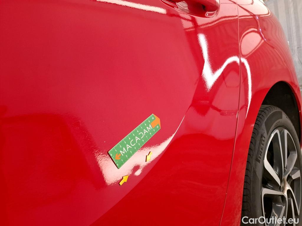  Citroen  C4 Grand Picasso /Spacetourer Shine 1.5 BlueHDi 130CV BVA8 E6d /Vo Repeint en Rouge / Teinte SIV Blanc Banquise / #18
