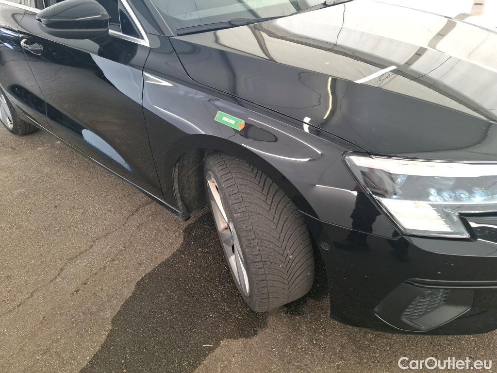  Audi  A3 AUDI  Berline / 2020 / 4P / Berline 35 TFSI 150 MHEV S Tronic Business Line #63