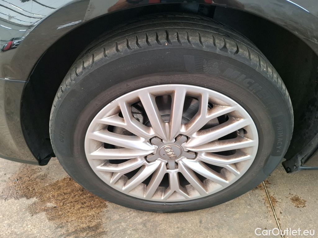  Audi  A3  Sportback Business line 1.0 TFSI 115CV BVA7 E6 #4