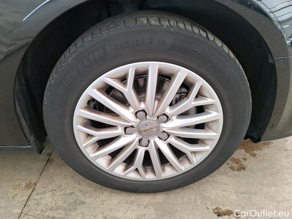  Audi  A3  Sportback Business line 1.0 TFSI 115CV BVA7 E6 #9