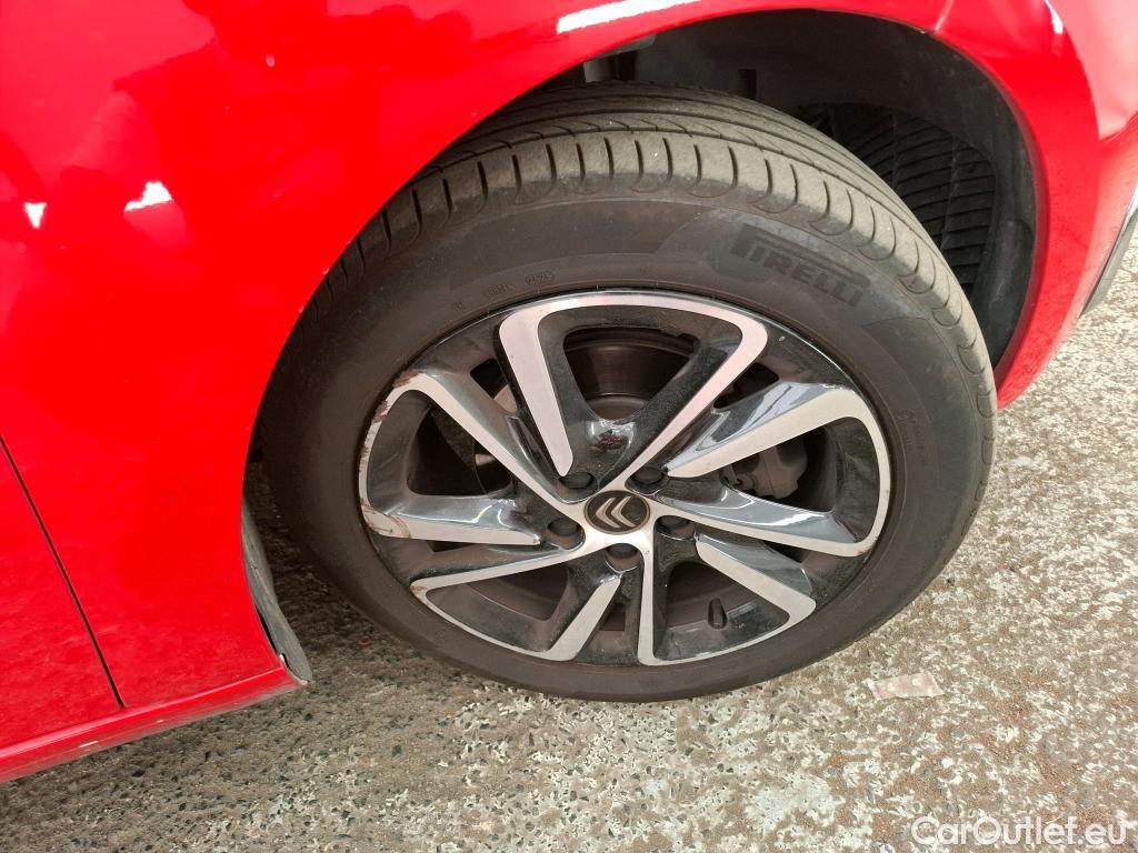  Citroen  C4 Grand Picasso /Spacetourer Shine 1.5 BlueHDi 130CV BVA8 E6d /Vo Repeint en Rouge / Teinte SIV Blanc Banquise / #13