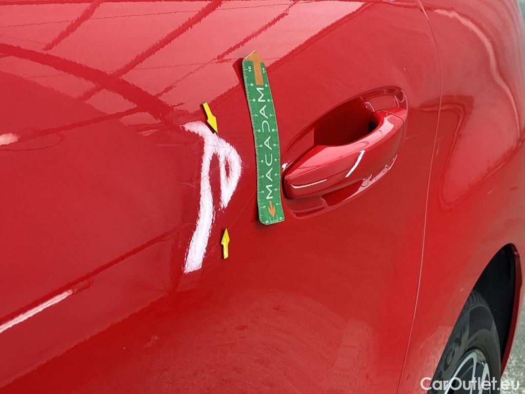  Citroen  C4 Grand Picasso /Spacetourer Shine 1.5 BlueHDi 130CV BVA8 E6d/Vo Repeint en Rouge / Teinte SIV Blanc Banquise / #8