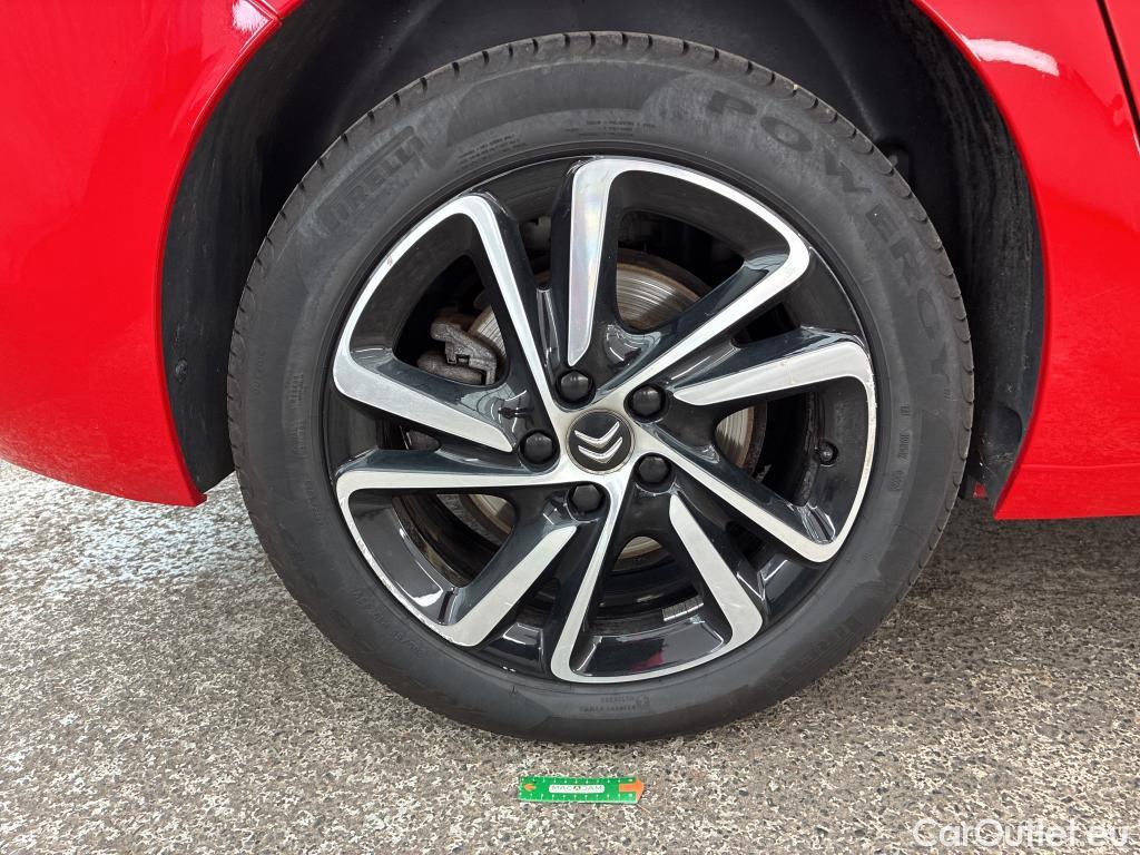  Citroen  C4 Grand Picasso /Spacetourer Shine 1.5 BlueHDi 130CV BVA8 E6d/Vo Repeint en Rouge / Teinte SIV Blanc Banquise / #28