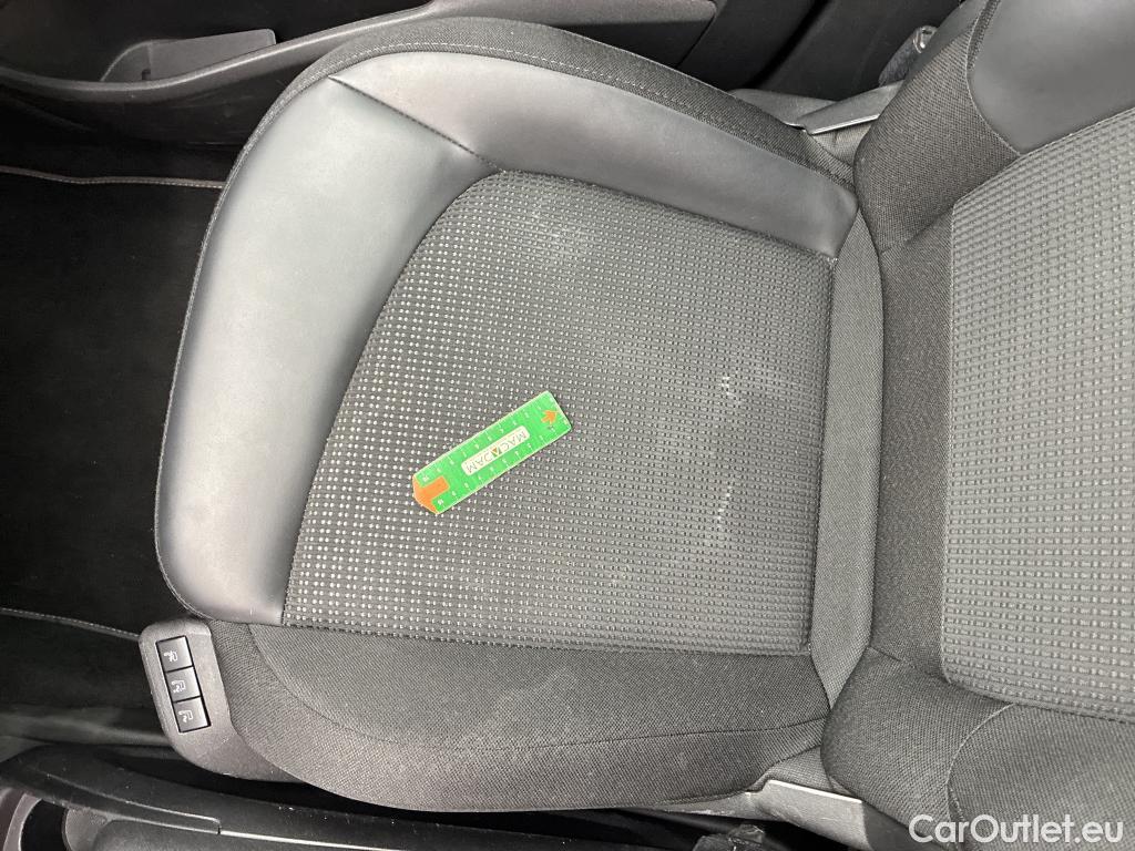  Citroen  C4 Grand Picasso /Spacetourer Shine 1.5 BlueHDi 130CV BVA8 E6d/Vo Repeint en Rouge / Teinte SIV Blanc Banquise / #59