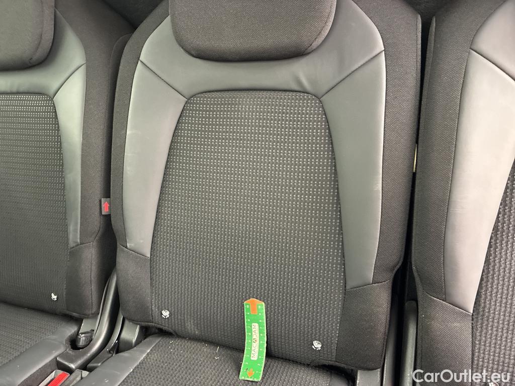 Citroen  C4 Grand Picasso /Spacetourer Shine 1.5 BlueHDi 130CV BVA8 E6d/Vo Repeint en Rouge / Teinte SIV Blanc Banquise / #55