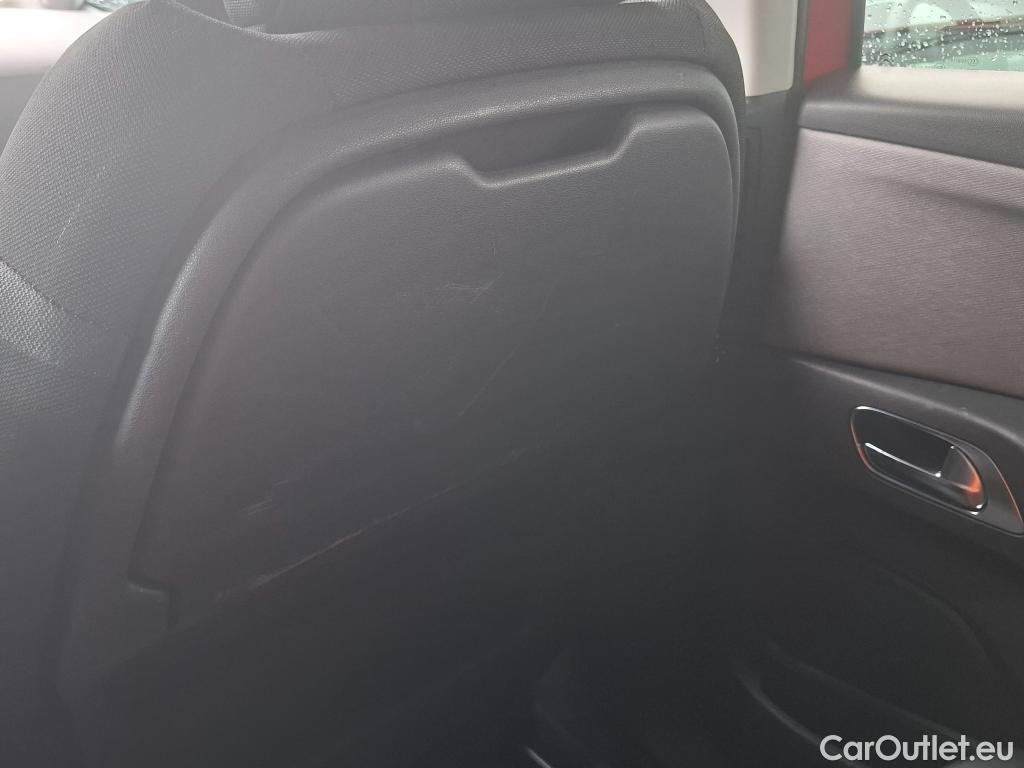  Citroen  C4 Grand Picasso /Spacetourer Shine 1.5 BlueHDi 130CV BVA8 E6d/Vo Repeint en Rouge / Teinte SIV Blanc Banquise / #34