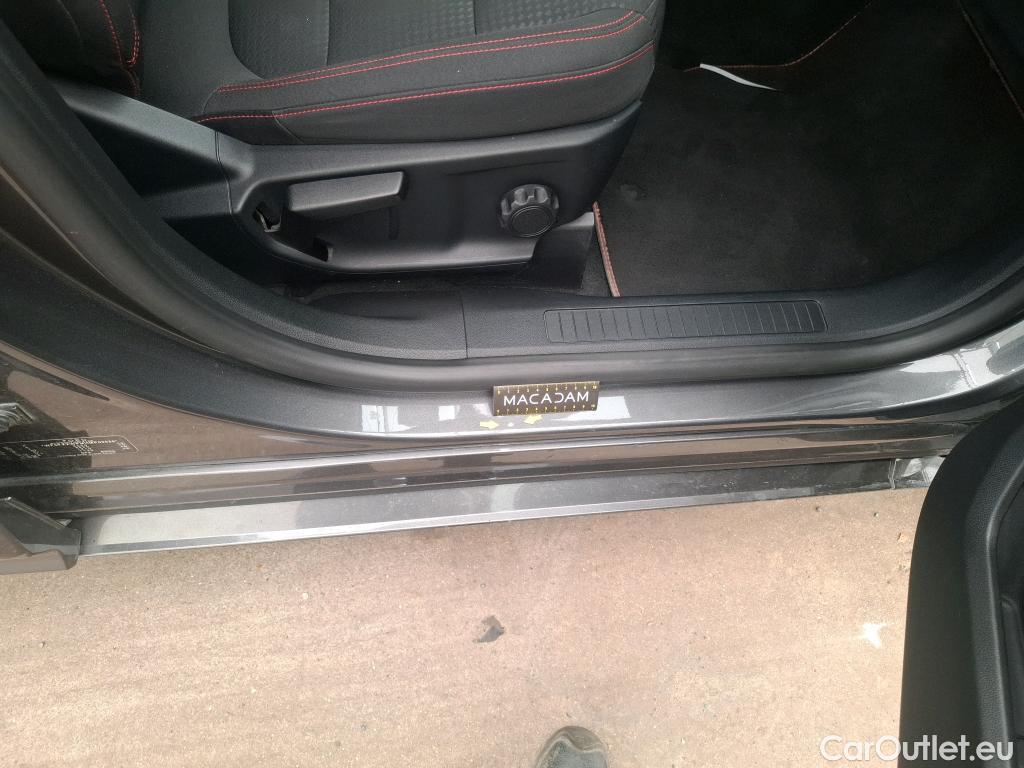  Ford  Kuga FORD  / 2019 / 5P / SUV 2.5 Duratec 225 ch PHEV eCVT St-Line Bus #5