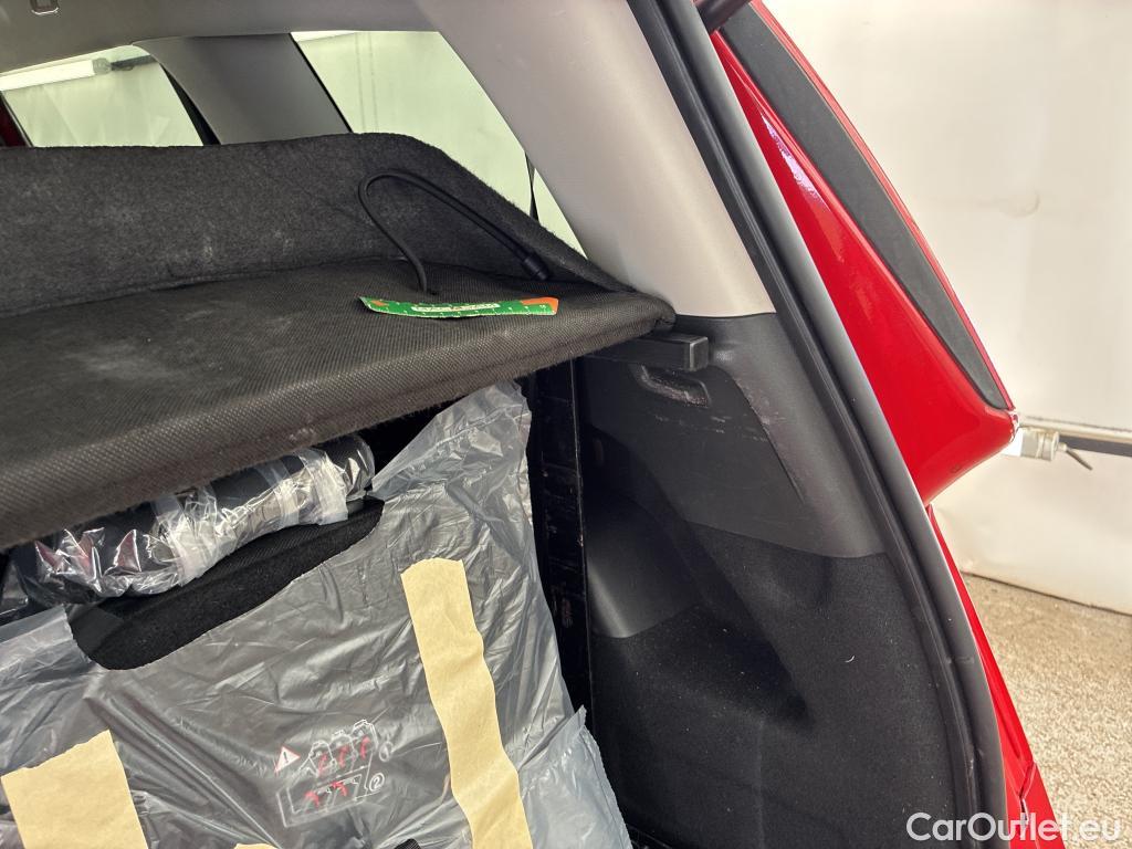  Citroen  C4 Grand Picasso /Spacetourer Shine 1.5 BlueHDi 130CV BVA8 E6d/Vo Repeint en Rouge / Teinte SIV Blanc Banquise / #47