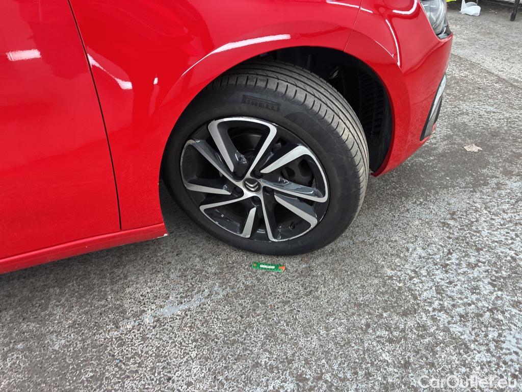  Citroen  C4 Grand Picasso /Spacetourer Shine 1.5 BlueHDi 130CV BVA8 E6d/Vo Repeint en Rouge / Teinte SIV Blanc Banquise / #17