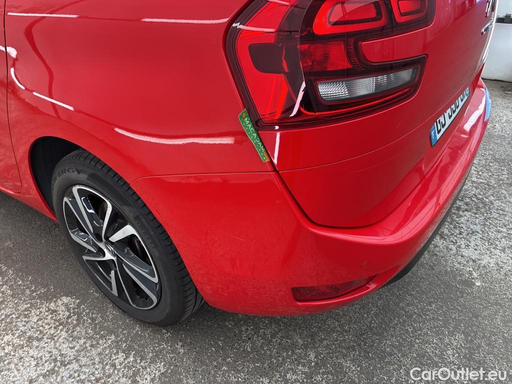  Citroen  C4 Grand Picasso /Spacetourer Shine 1.5 BlueHDi 130CV BVA8 E6d/Vo Repeint en Rouge / Teinte SIV Blanc Banquise / #77