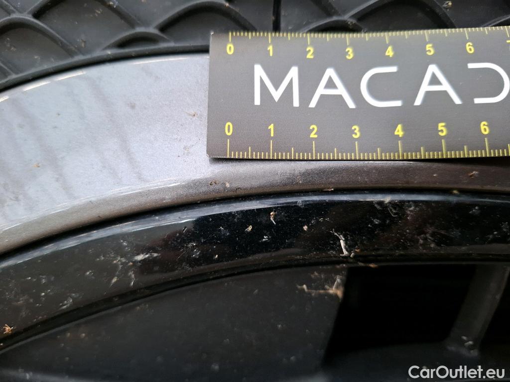  Mercedes  GLA MERCEDES-BENZ  / 2020 / 5P / SUV  200 D PROGRESSIVE LINE DCT #3