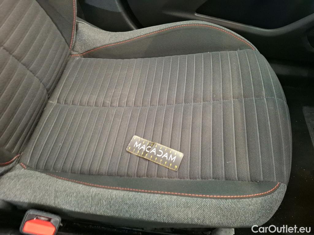  Peugeot  2008  Active Pack 1.5 HDi 110CV BVM6 E6d #35