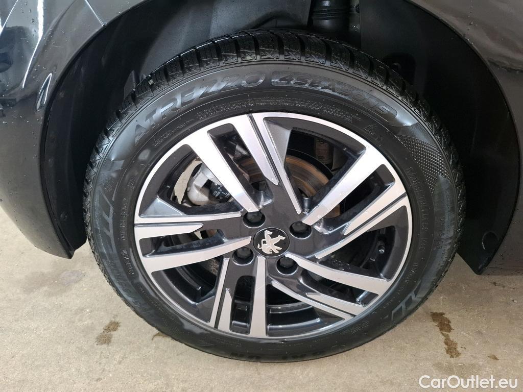  Peugeot  208  Allure Pack 1.2 PureTech 100CV BVA8 E6d #81