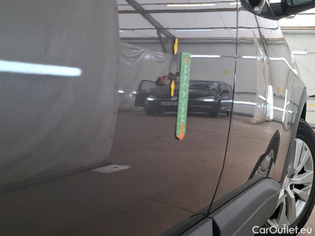  Peugeot  3008  II Active Pack 1.2 PureTech 130CV BVA8 E6d #4