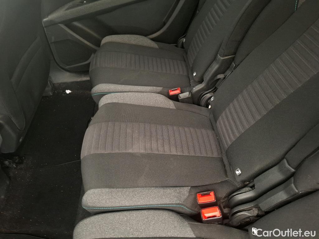  Peugeot  5008  Style 1.5 HDi 130CV BVM6 7 Sieges E6d #65