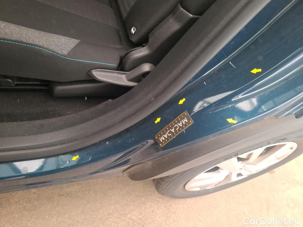  Peugeot  5008  Style 1.5 HDi 130CV BVM6 7 Sieges E6d #12
