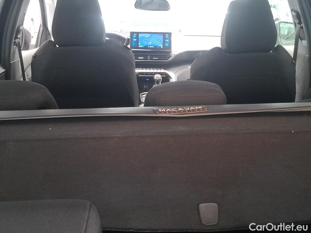  Peugeot  5008  Style 1.5 HDi 130CV BVM6 7 Sieges E6d #46