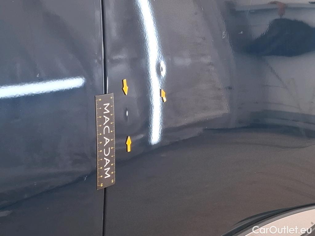  Peugeot  5008  Style 1.5 HDi 130CV BVM6 7 Sieges E6d #8