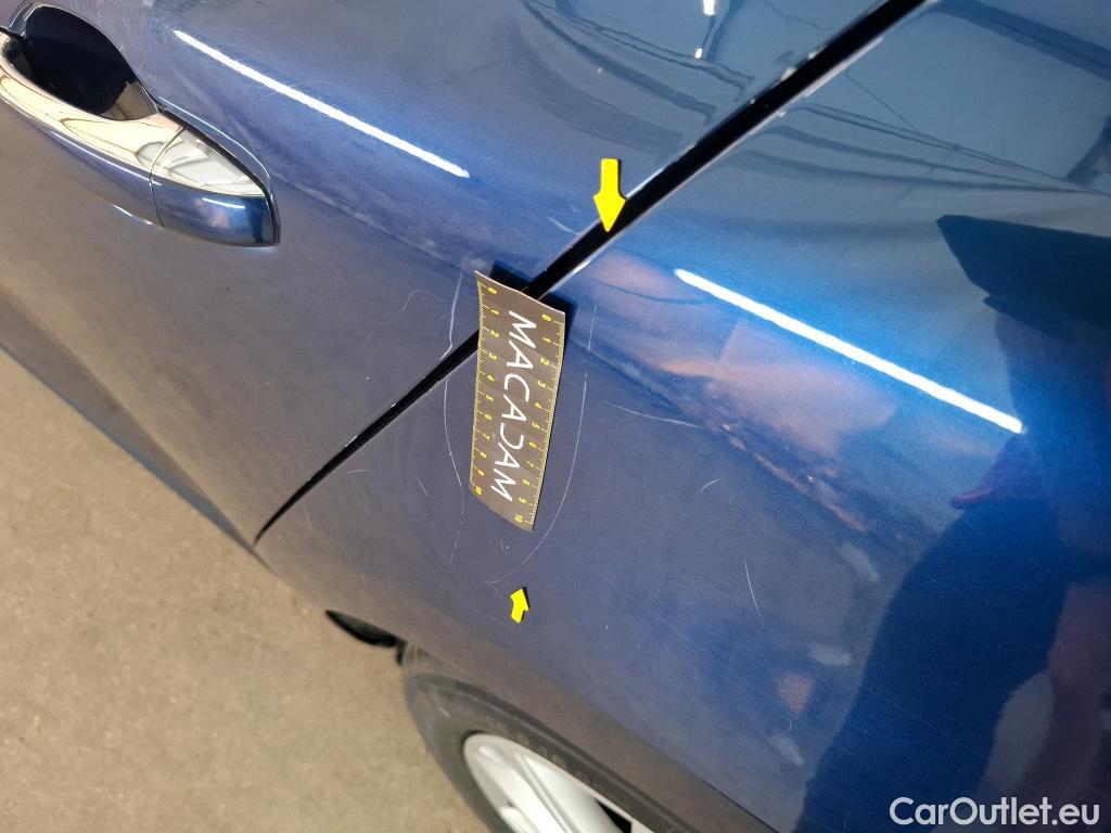  Renault  Megane RENAULT Mégane Berline / 2020 / 5P / Berline Business TCe 140 EDC FAP #15
