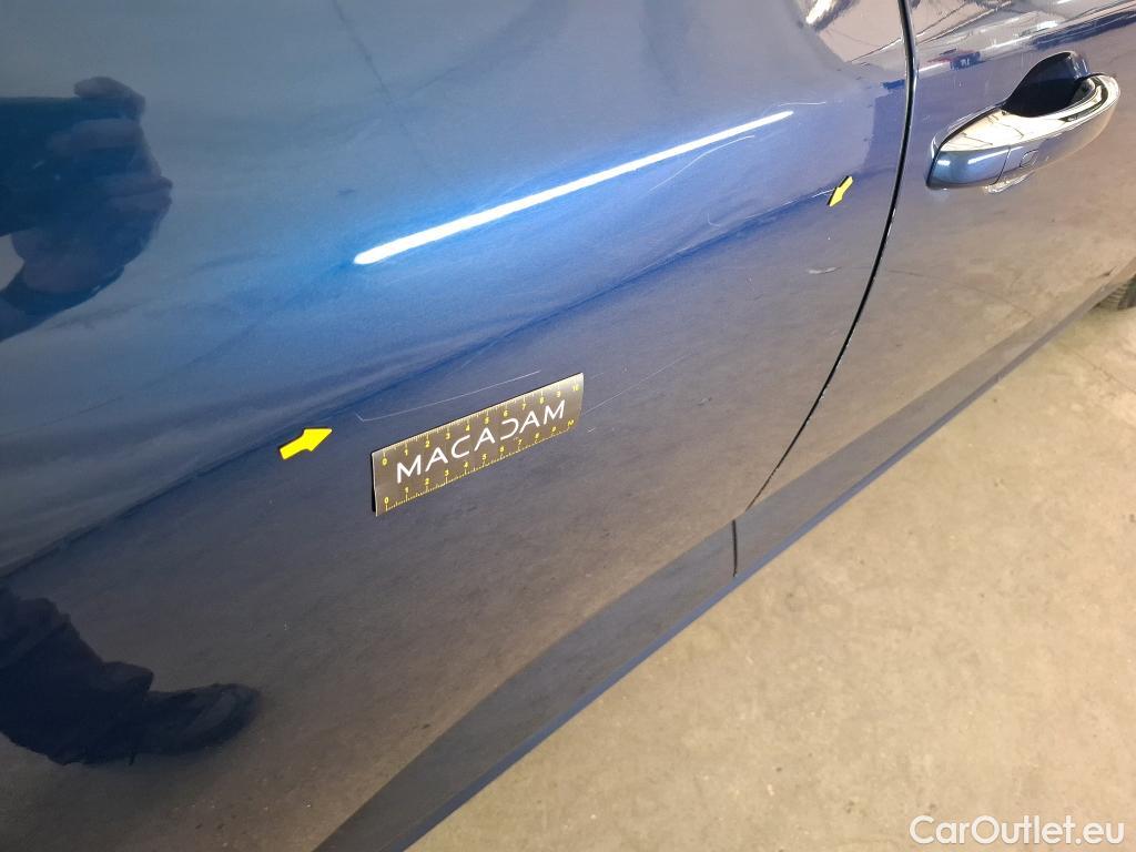  Renault  Megane RENAULT Mégane Berline / 2020 / 5P / Berline Business TCe 140 EDC FAP #25