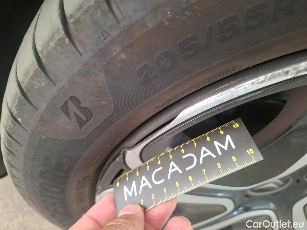  Citroen  C3  Société Feel 1.2 PureTech 80CV BVM5 E6d #44