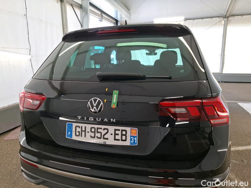  Volkswagen  Tiguan VOLKSWAGEN  / 2020 / 5P / SUV 2.0 TDI 150 DSG7 Life Business #1