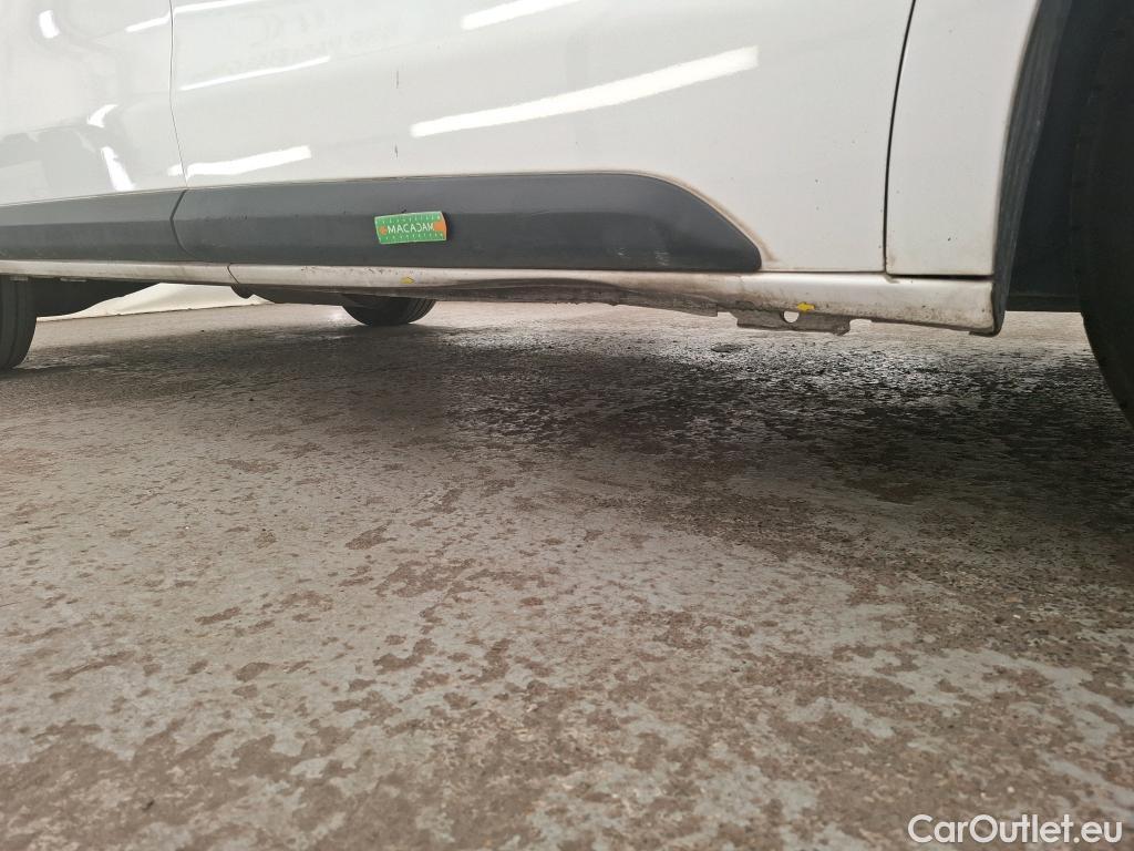  Citroen  Jumpy  Fourgon Club M 2.0 BlueHDi 120CV BVM6 E6dT #1