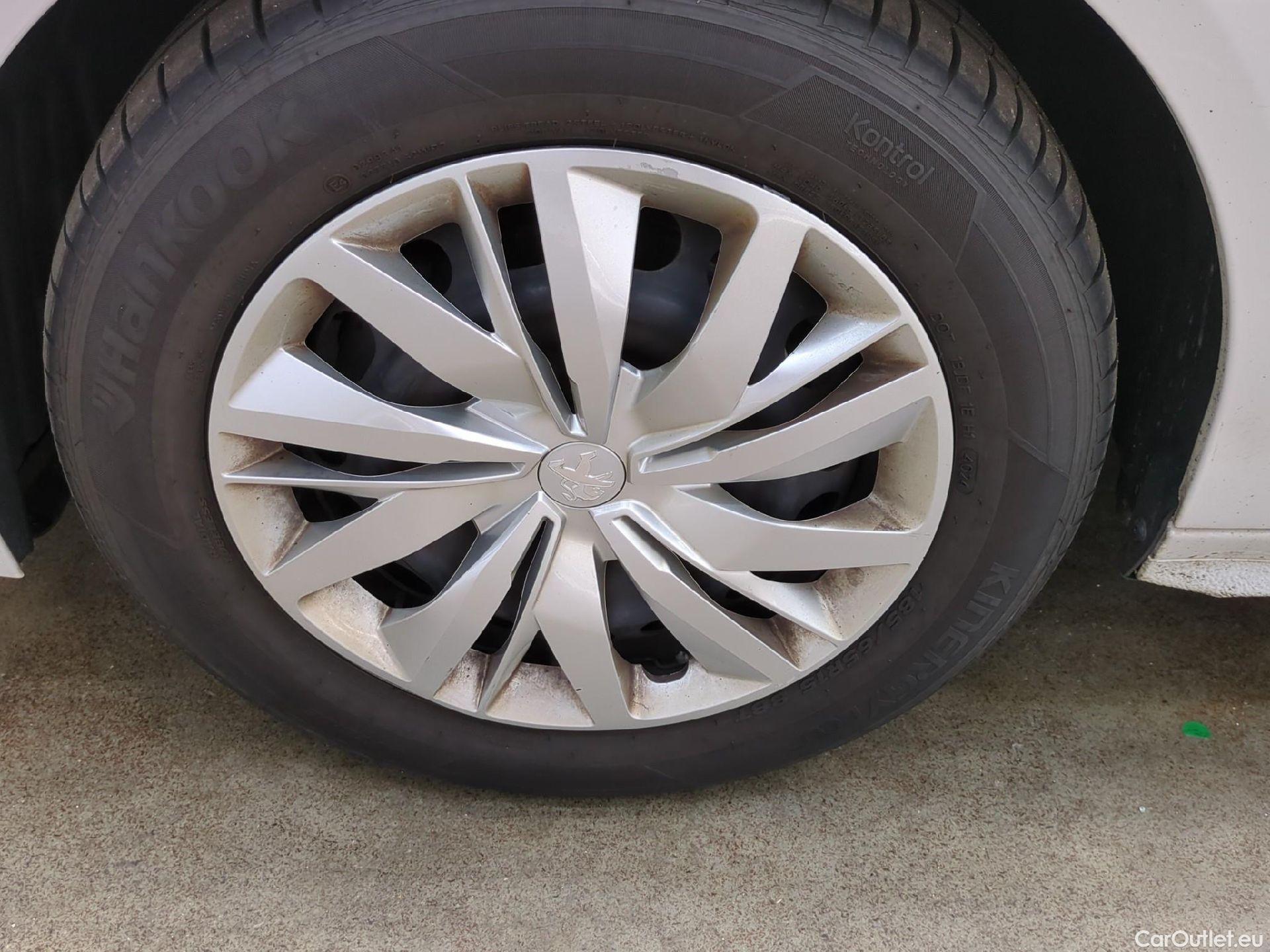  Peugeot  208  Premium 1.5 HDi 100CV BVM6 E6d #6