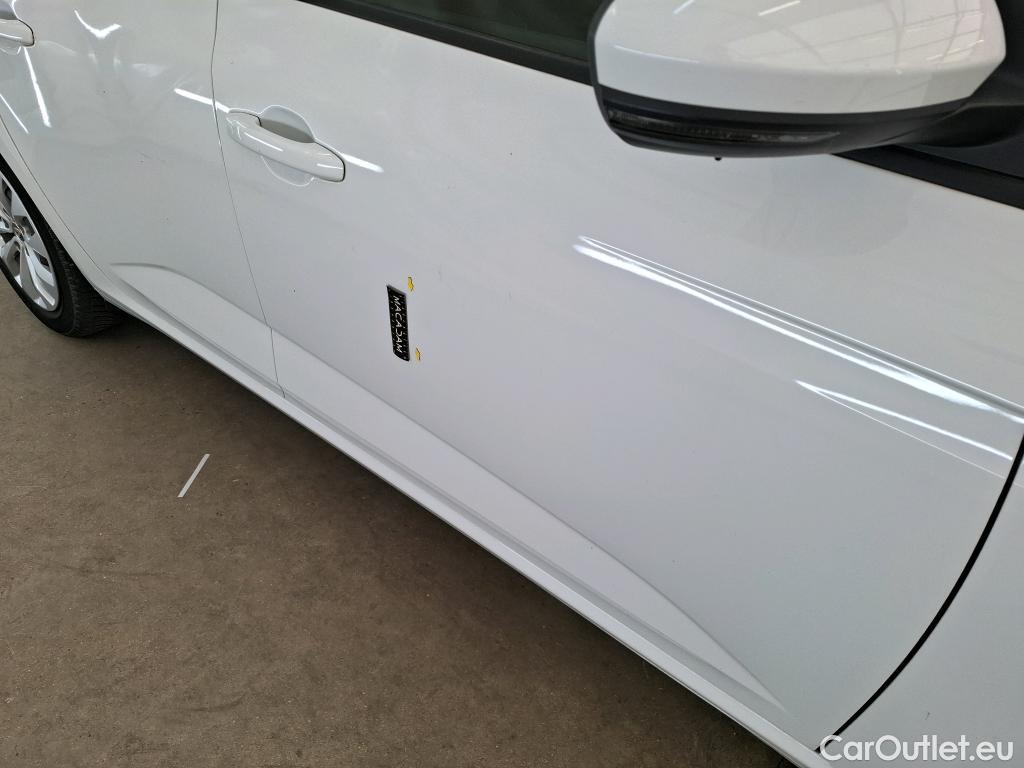  Renault  Megane  IV Berline 5pt. Société Air Nav 1.5 dCi 90CV BVM6 E6 #7