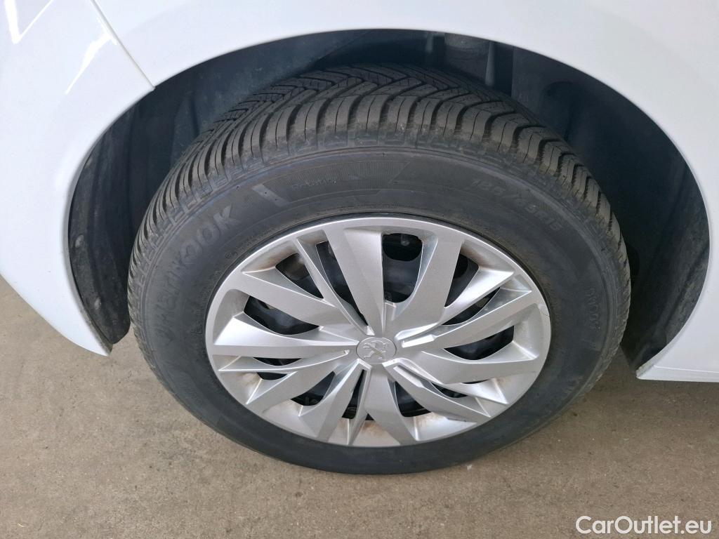 Peugeot  208  Premium 1.5 HDi 100CV BVM6 E6d #31