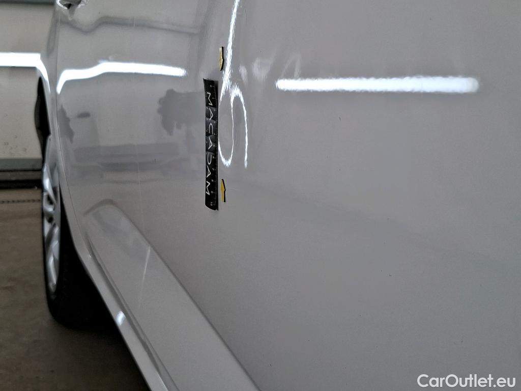  Renault  Megane  IV Berline 5pt. Société Air Nav 1.5 dCi 90CV BVM6 E6 #8