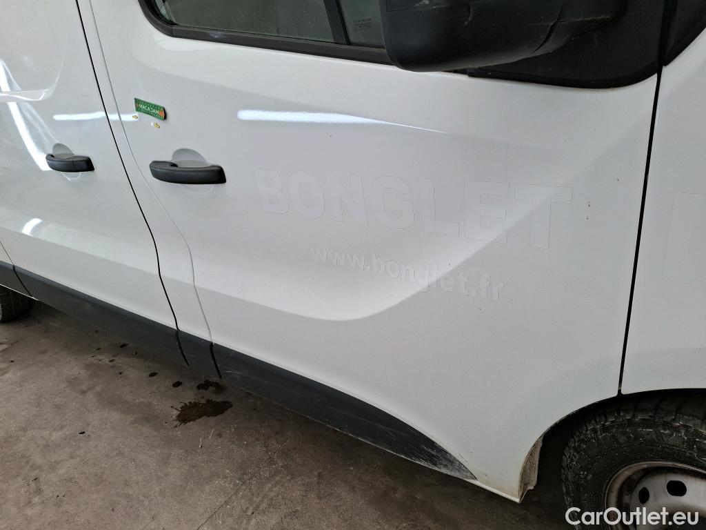  Renault  Trafic RENAULT  VU 4p Fourgon FG CF L2H1 1200 dCi 95 E6 #22