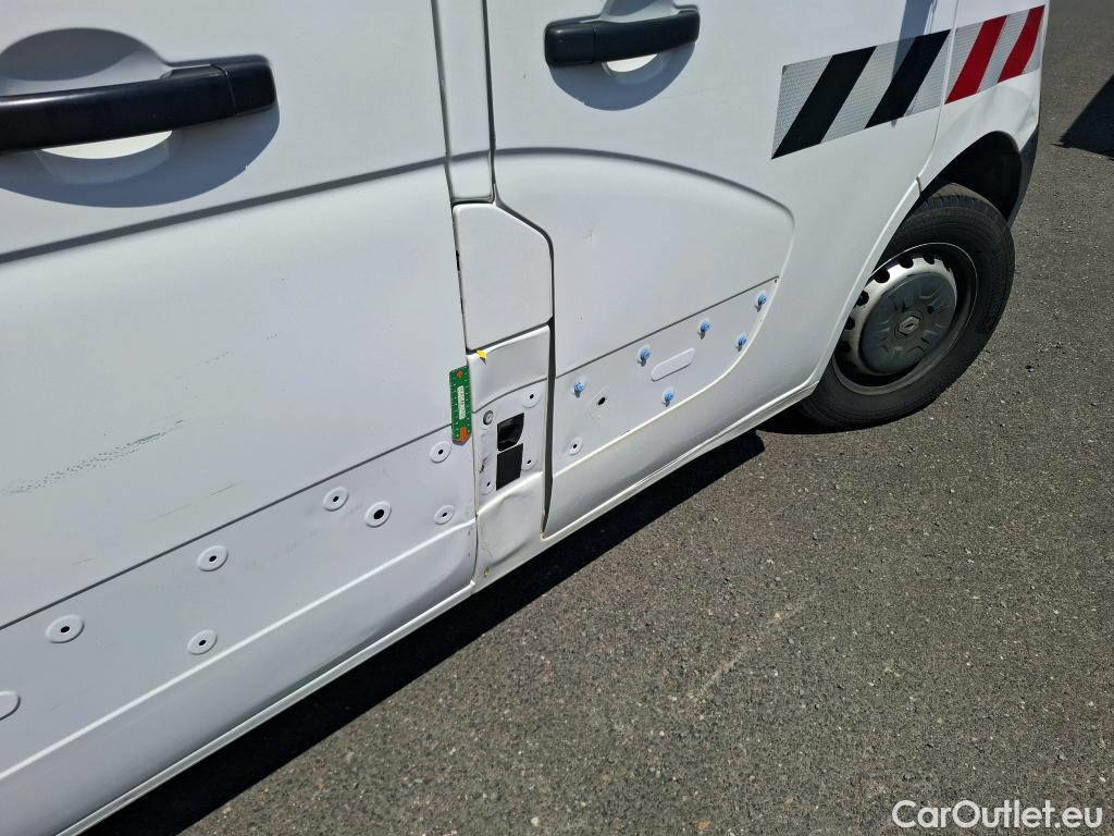  Renault  Master  III Fourgon L2H2 3 5 Grand Confort dCi 110CV BVM6 E6 #48