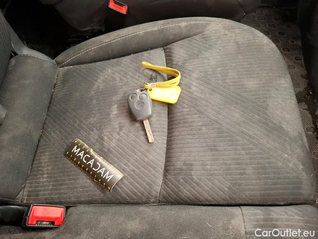  Renault  Trafic  Furgon Grand Confort L1H1 1000 1.6 dCi 120CV BVM6 E6 #72