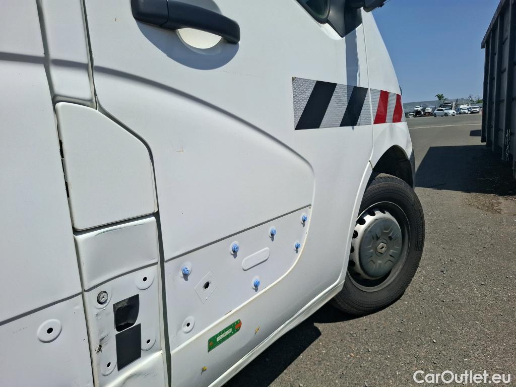  Renault  Master  III Fourgon L2H2 3 5 Grand Confort dCi 110CV BVM6 E6 #43
