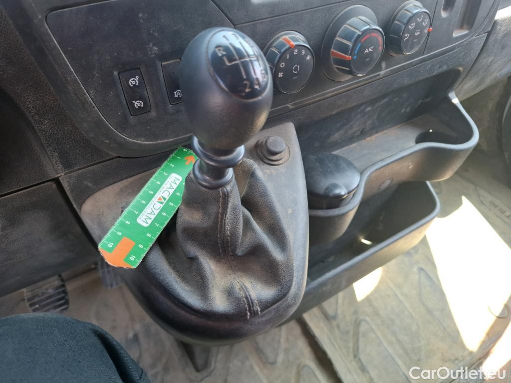  Renault  Master  III Fourgon L2H2 3 5 Grand Confort dCi 110CV BVM6 E6 #70