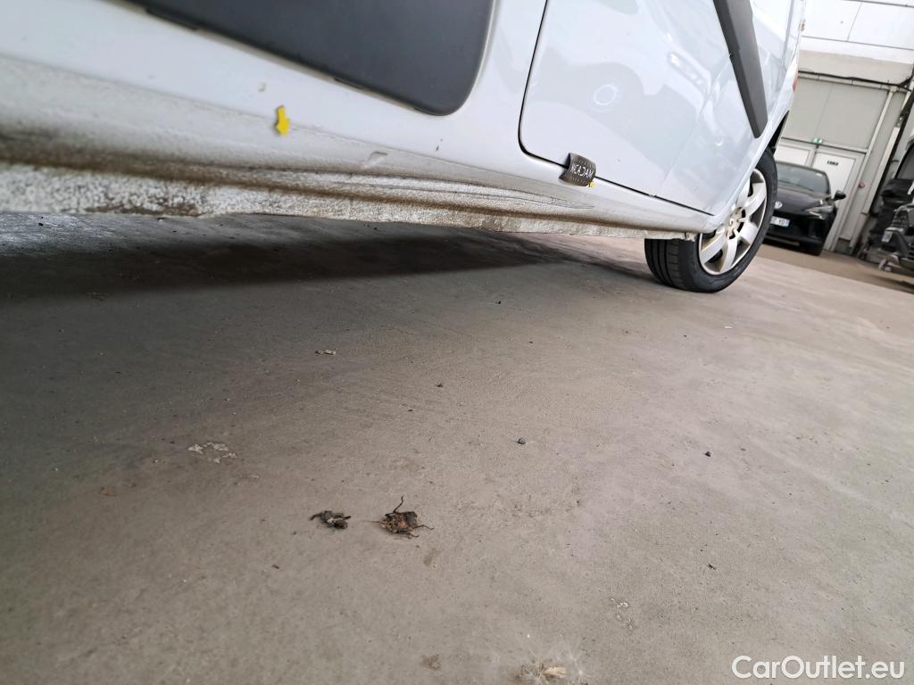  Renault  Kangoo  II Express Maxi Extra (Série Spéciale) 1.5 dCi 95CV BVM6 E6dT #3