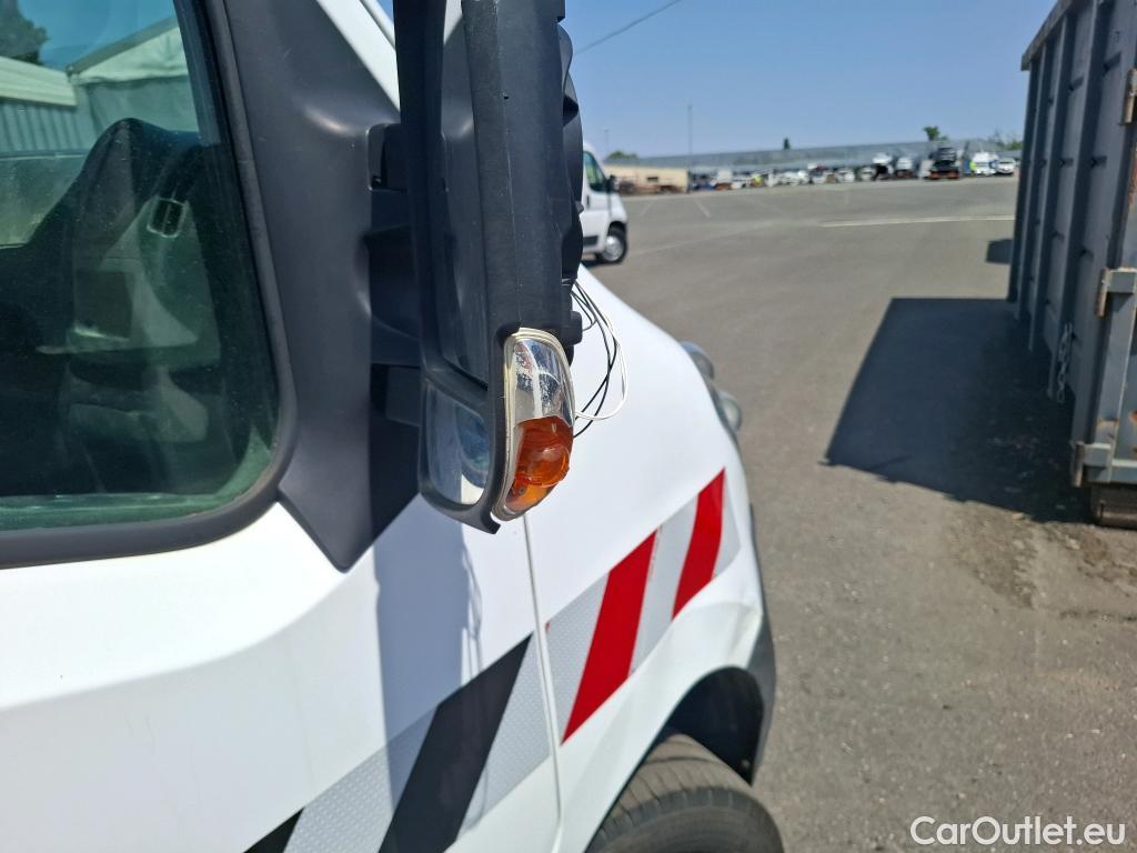  Renault  Master  III Fourgon L2H2 3 5 Grand Confort dCi 110CV BVM6 E6 #68