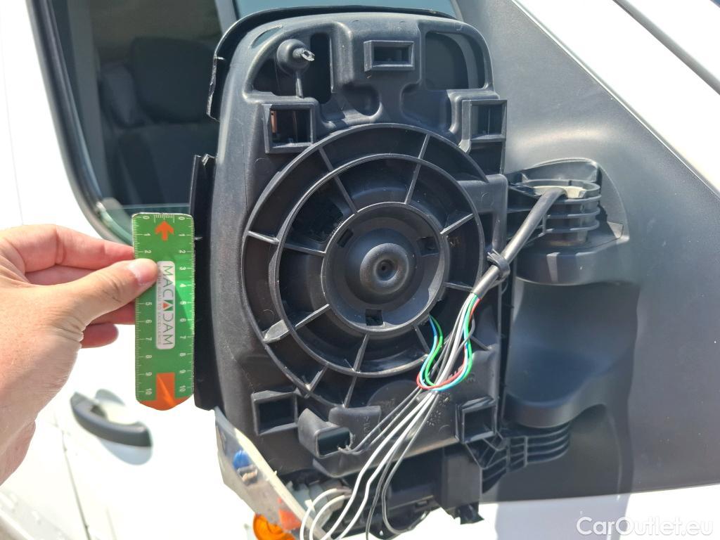  Renault  Master  III Fourgon L2H2 3 5 Grand Confort dCi 110CV BVM6 E6 #51