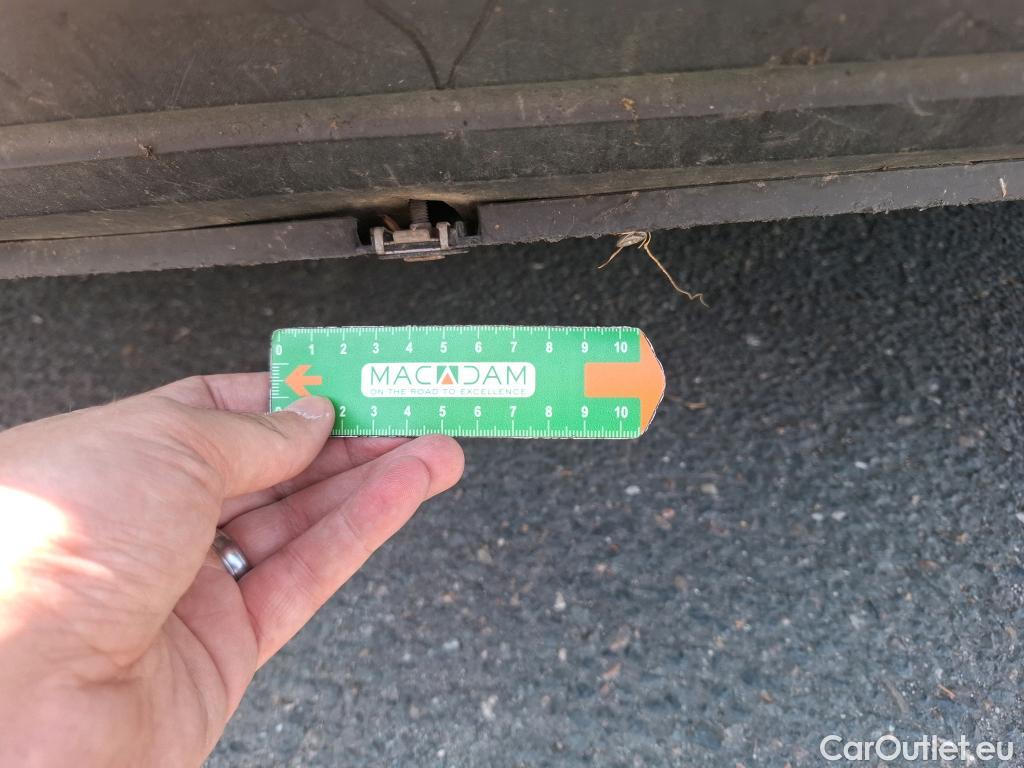  Renault  Master  III Fourgon L2H2 3 5 Grand Confort dCi 110CV BVM6 E6 #77