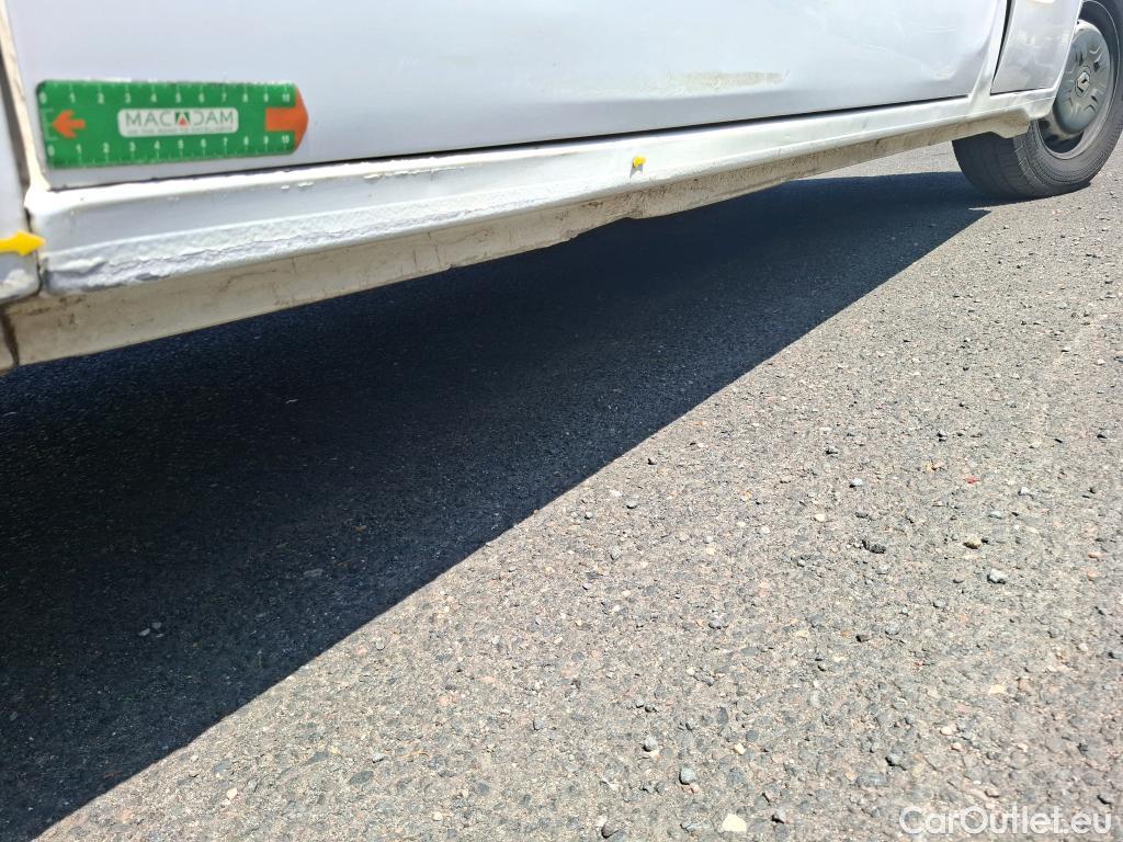  Renault  Master  III Fourgon L2H2 3 5 Grand Confort dCi 110CV BVM6 E6 #45