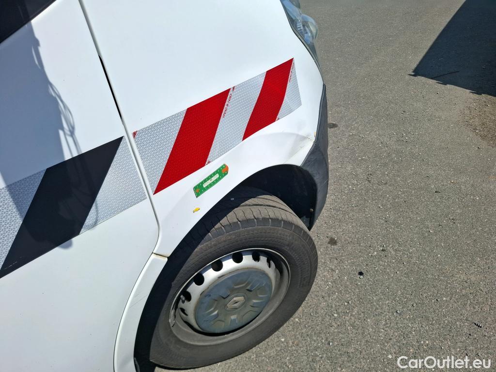 Renault  Master  III Fourgon L2H2 3 5 Grand Confort dCi 110CV BVM6 E6 #38
