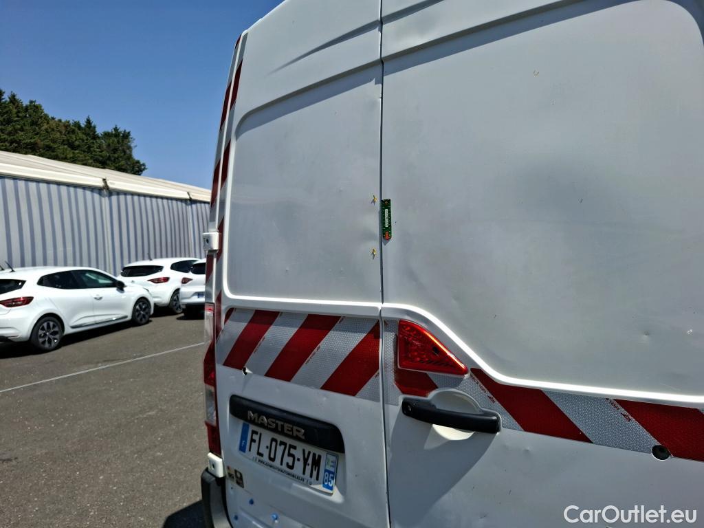  Renault  Master  III Fourgon L2H2 3 5 Grand Confort dCi 110CV BVM6 E6 #31