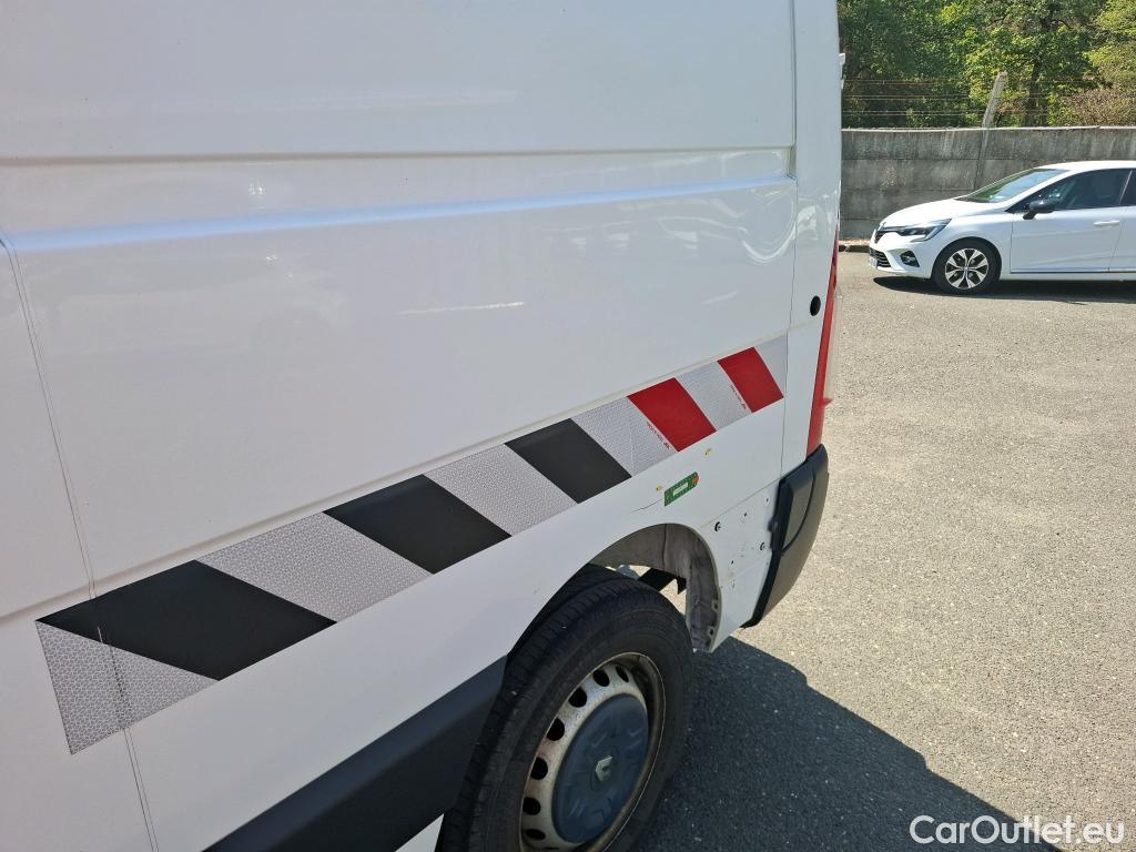  Renault  Master  III Fourgon L2H2 3 5 Grand Confort dCi 110CV BVM6 E6 #24