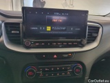  KIA  Cee'd KIA  SW 1.5 T-GDI 160KM 6MT M 5d #11