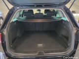  Volkswagen  Passat Volkswagen  Variant 2.0 TDI EVO 150 KM DSG Business 5d #9