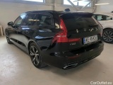  Volvo  V60 Volvo  B3 Mild Hybrid Benzyna R-Design Auto 5d #6