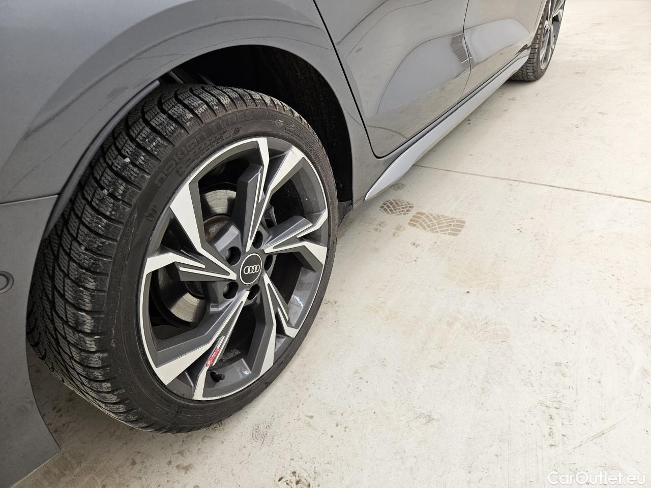  Audi  A3  Limuzina S line 35 TFSI man6 #18